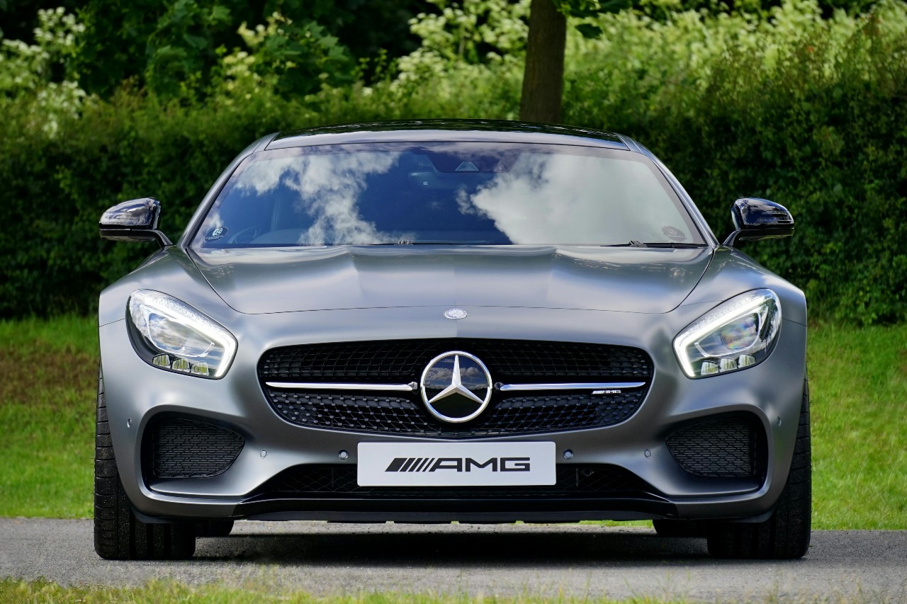 Luxury Town Car Service Vancouver with Experienced Chauffeurs